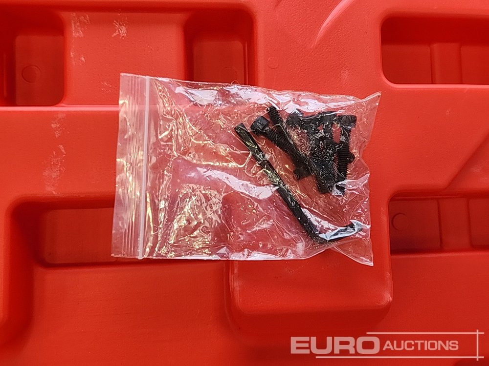 Оборудование для гаражей/ Мастерских Interchangeable Spring Compressor Kit & Neilsen Engine Compression Set (2 of): фото 6 Оборудование для гаражей/ Мастерских Interchangeable Spring Compressor Kit & Neilsen Engine Compression Set (2 of): фото 6