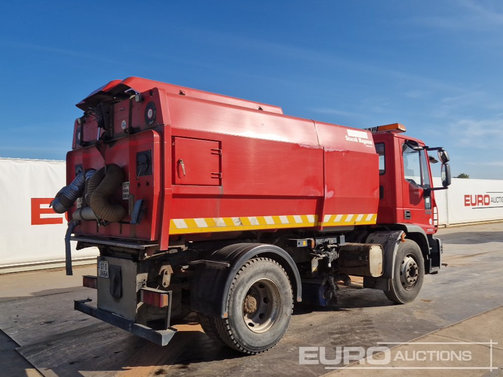 Iveco 150E22 - Подметально-уборочная машина: фото 5 Iveco 150E22 - Подметально-уборочная машина: фото 5