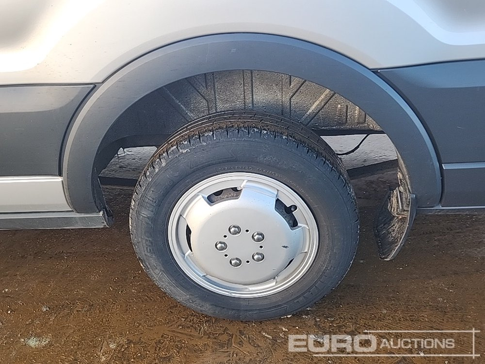 Коммерческий автомобиль 2016 Ford Transit: фото 10