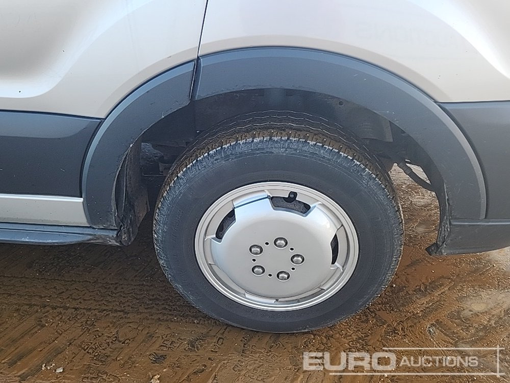 Коммерческий автомобиль 2016 Ford Transit: фото 12