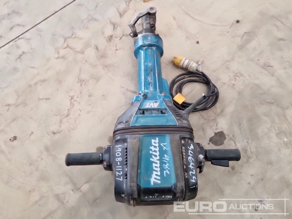 Makita HM1812 110 Volt Breaker - Строительное оборудование: фото 4 Makita HM1812 110 Volt Breaker - Строительное оборудование: фото 4