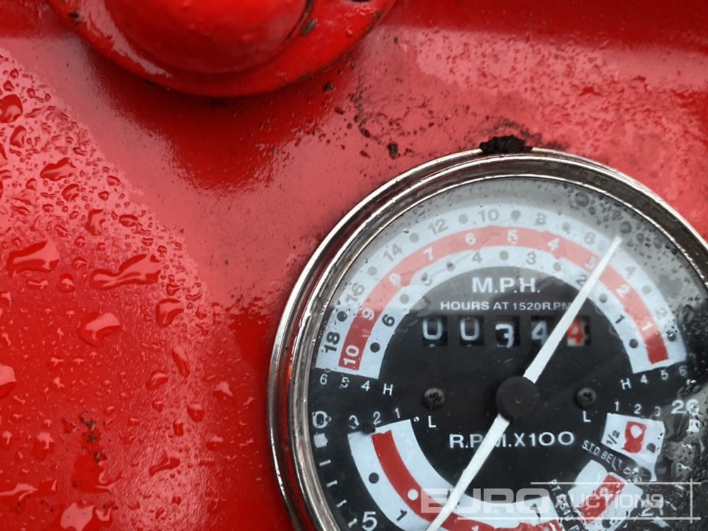 Трактор Massey Ferguson MF135: фото 24 Трактор Massey Ferguson MF135: фото 24