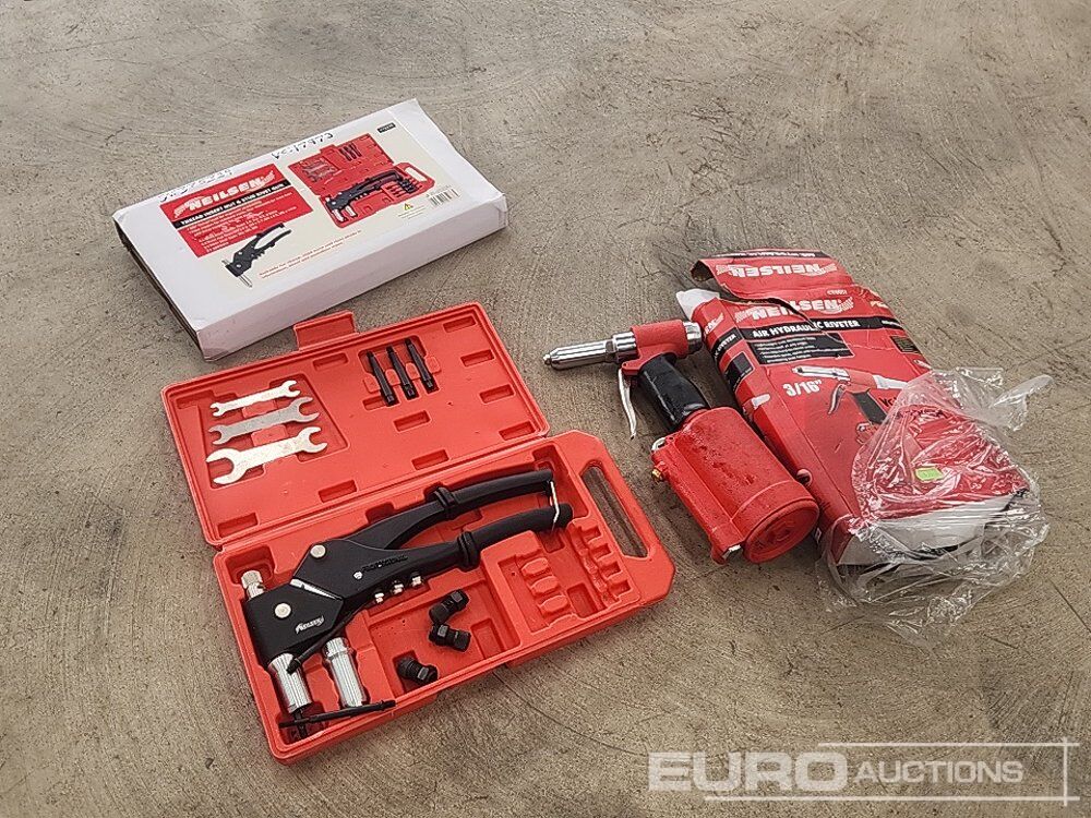 Neilsen Rivet Gun, Bits & Pneumatic Hydraulic Riveter - Оборудование для гаражей/ Мастерских: фото 1 Neilsen Rivet Gun, Bits & Pneumatic Hydraulic Riveter - Оборудование для гаражей/ Мастерских: фото 1
