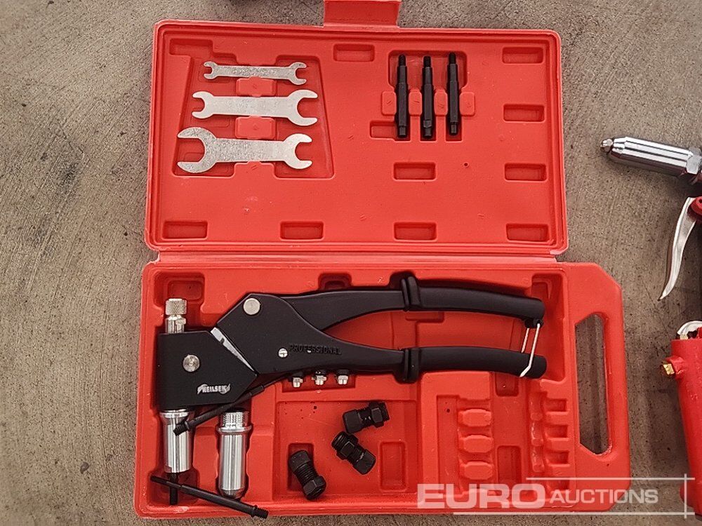 Neilsen Rivet Gun, Bits & Pneumatic Hydraulic Riveter - Оборудование для гаражей/ Мастерских: фото 5 Neilsen Rivet Gun, Bits & Pneumatic Hydraulic Riveter - Оборудование для гаражей/ Мастерских: фото 5
