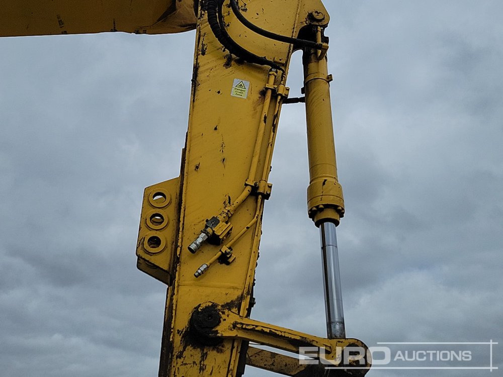 Гусеничный экскаватор New Holland E385: фото 27