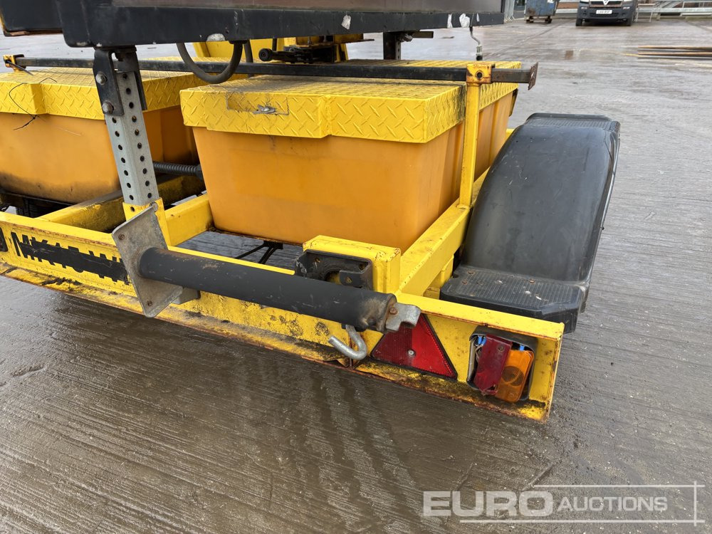 Прицеп для спецтехники PWS Single Axle Highway LED Display Board: фото 43