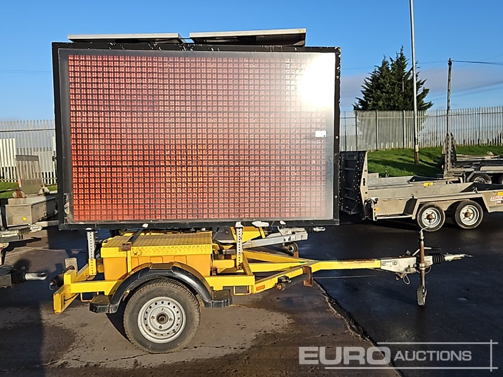 PWS Single Axle Highway LED Display Board - Прицеп для спецтехники: фото 5 PWS Single Axle Highway LED Display Board - Прицеп для спецтехники: фото 5