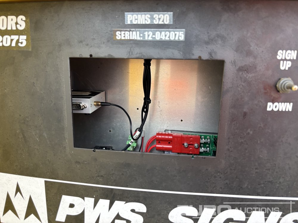 Прицеп для спецтехники PWS Single Axle Highway LED Display Board: фото 39