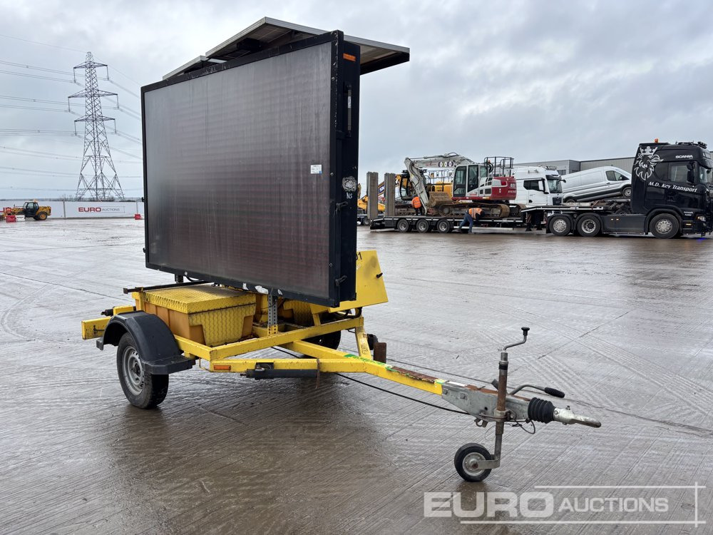 Прицеп для спецтехники PWS Single Axle Highway LED Display Board: фото 17