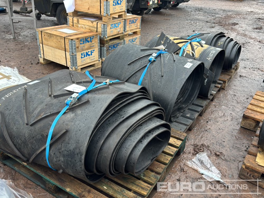 Pallet of Rubber Belt (4 of) - Инструмент/ Оборудование: фото 1 Pallet of Rubber Belt (4 of) - Инструмент/ Оборудование: фото 1