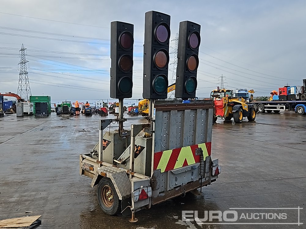 Pike Single Axle 4 Way Traffic Light System, Ramp - Прицеп для спецтехники: фото 3 Pike Single Axle 4 Way Traffic Light System, Ramp - Прицеп для спецтехники: фото 3