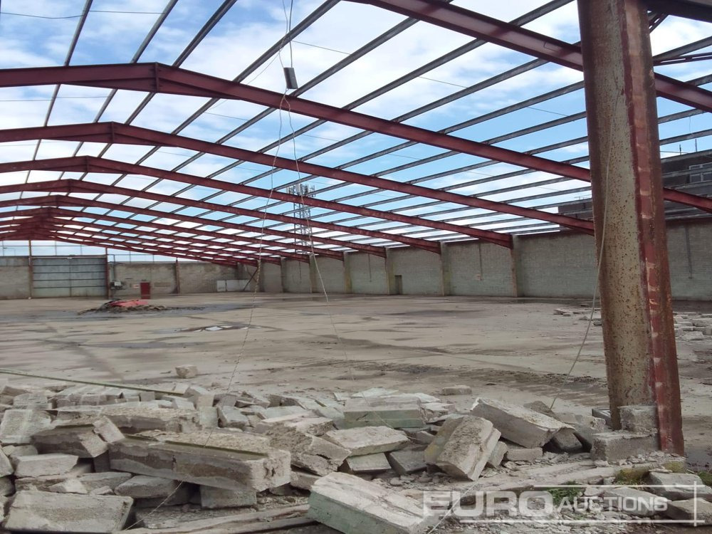 Portal Frame Building L220' x W120', 16' to Eaves, Purlins - Жилой контейнер: фото 5 Portal Frame Building L220' x W120', 16' to Eaves, Purlins - Жилой контейнер: фото 5