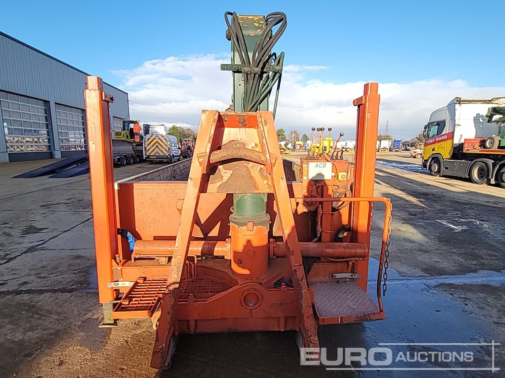Roro Skip Body, Atlas 100.1 Crane, Clamshell Bucket - Контейнер для мультилифта: фото 4 Roro Skip Body, Atlas 100.1 Crane, Clamshell Bucket - Контейнер для мультилифта: фото 4
