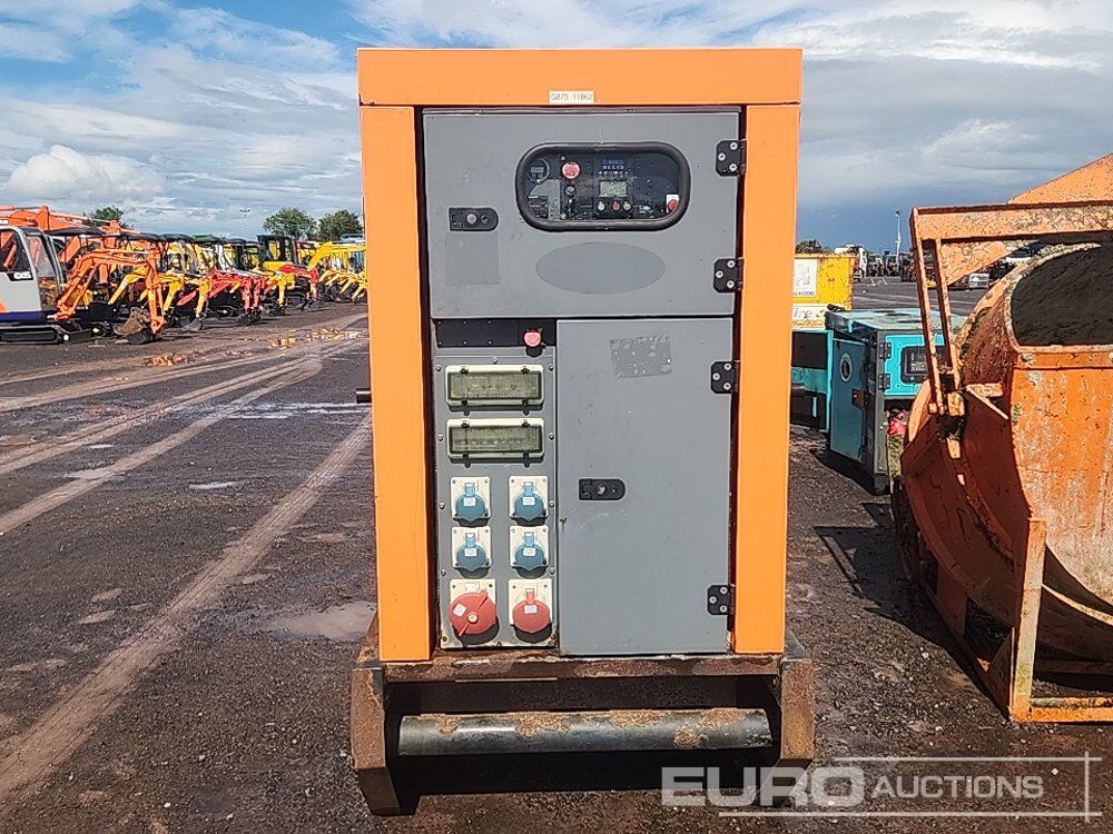 SDMO R90 - Электрогенератор: фото 2 SDMO R90 - Электрогенератор: фото 2