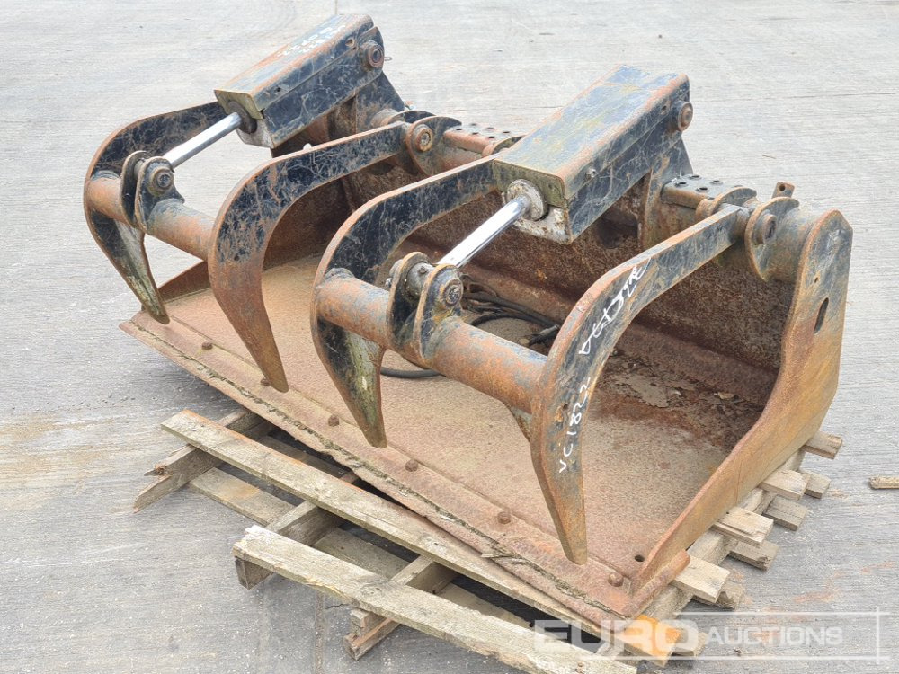 2013 Bobcat 62" Hydraulic Muck Grab Bucket to suit Skidsteer Loader - Сельскохозяйственная техника: фото 1 2013 Bobcat 62" Hydraulic Muck Grab Bucket to suit Skidsteer Loader - Сельскохозяйственная техника: фото 1