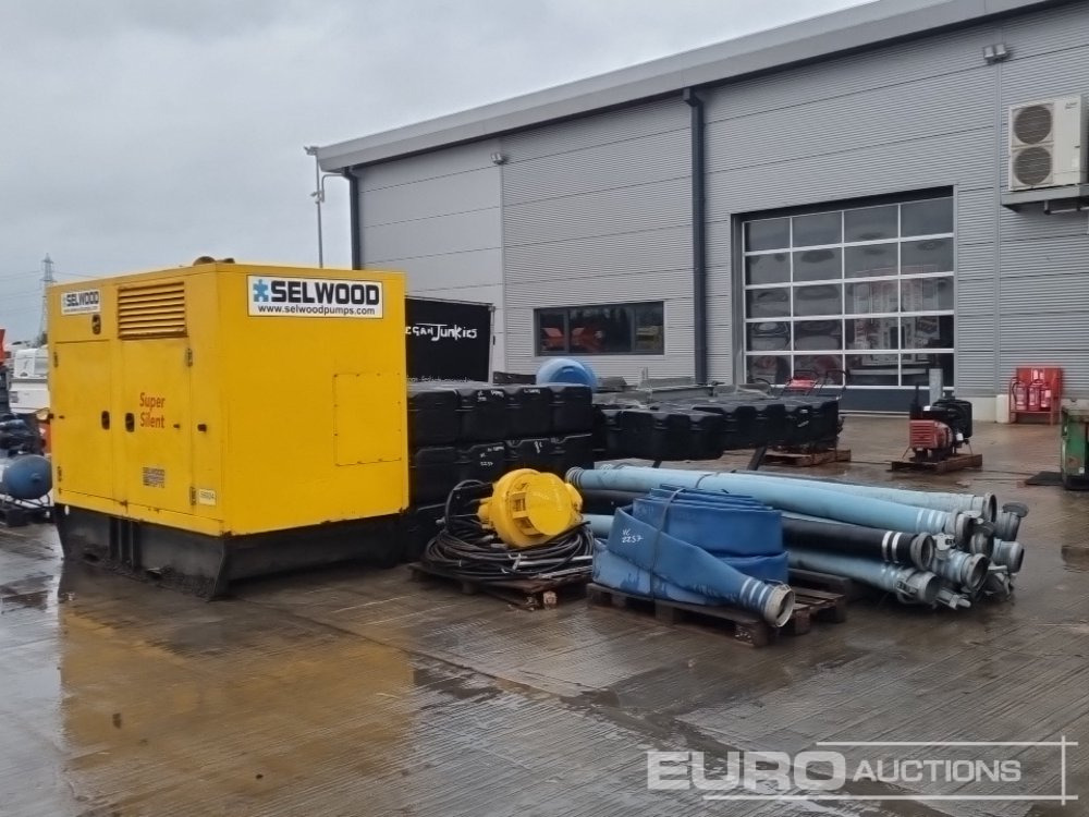 Selwood Hydraulic Pump, Iveco Engine, 6" Hydraulic Submersible Waterpump & Hoses, Pallet of Lay Flat Hoses, Pallet of 6" Hoses, Flotation Pontoon & Floats - Насос для воды: фото 1 Selwood Hydraulic Pump, Iveco Engine, 6" Hydraulic Submersible Waterpump & Hoses, Pallet of Lay Flat Hoses, Pallet of 6" Hoses, Flotation Pontoon & Floats - Насос для воды: фото 1
