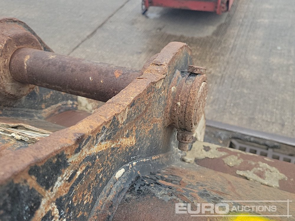 Ковш Strickland 48" Digging Bucket 65mm Pin to suit13 Ton Excavator: фото 12