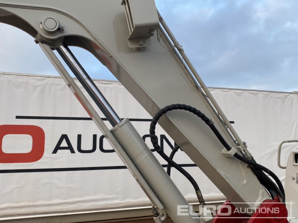 Мини-экскаватор Takeuchi TB150: фото 25