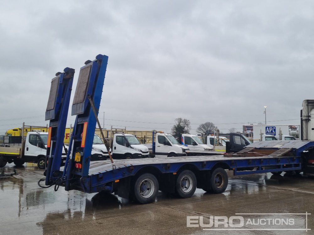 Tirsan Tri Axle Step Frame Low Loader Trailer, Neck Ramps, Out Riggers, Hydraulic Flip Toe Ramps - Низкорамный полуприцеп: фото 5 Tirsan Tri Axle Step Frame Low Loader Trailer, Neck Ramps, Out Riggers, Hydraulic Flip Toe Ramps - Низкорамный полуприцеп: фото 5