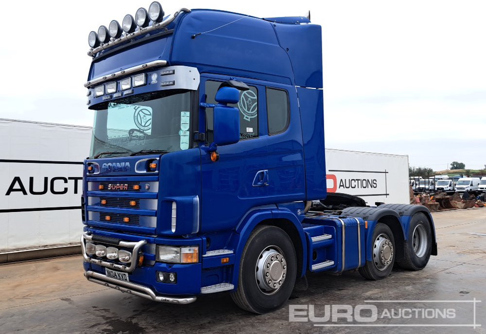 2004 Scania R164 6x2 Midlift, Twin Steer, Manual Gearbox, Cruise Control, Slider (Reg. Docs. Available) (Mileage Cannot be Verifed) - Тягач: фото 1 2004 Scania R164 6x2 Midlift, Twin Steer, Manual Gearbox, Cruise Control, Slider (Reg. Docs. Available) (Mileage Cannot be Verifed) - Тягач: фото 1