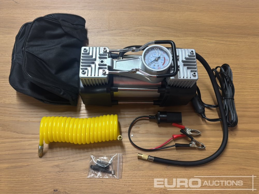 Unused 12Volt 150PSI Twin Cylinder Air Compressor, Extension Tube, Adaptor Nozzles - Оборудование для гаражей/ Мастерских: фото 1 Unused 12Volt 150PSI Twin Cylinder Air Compressor, Extension Tube, Adaptor Nozzles - Оборудование для гаражей/ Мастерских: фото 1