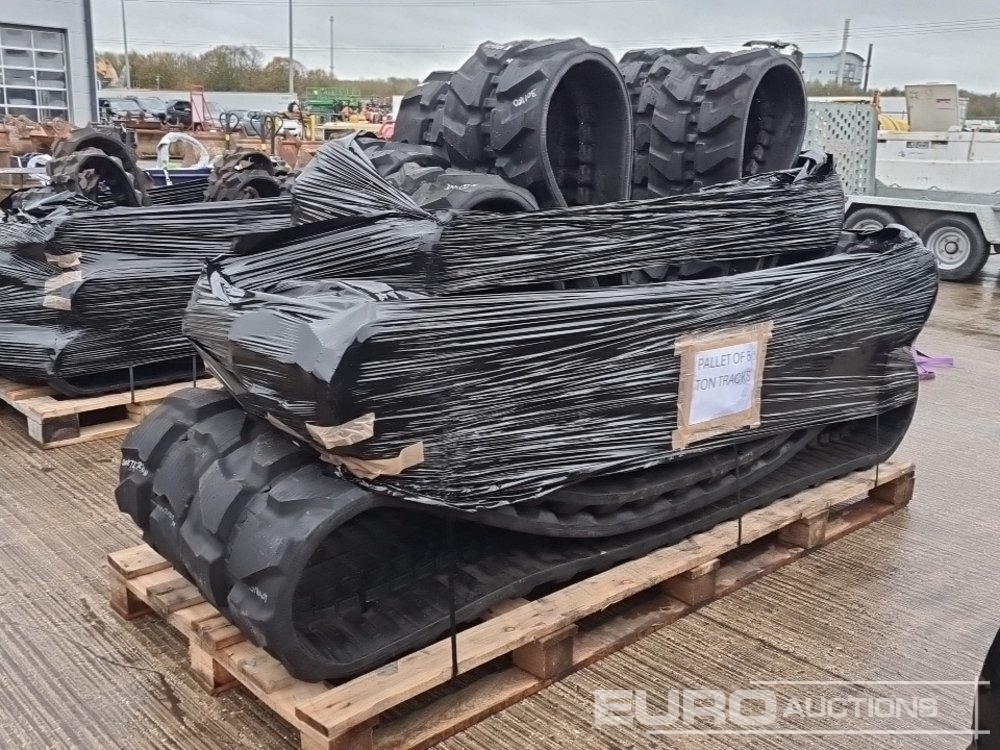 Unused Pallet of Rubber Tracks to suit Mini-8 Ton Excavator - Гусеница для Строительной техники: фото 1 Unused Pallet of Rubber Tracks to suit Mini-8 Ton Excavator - Гусеница для Строительной техники: фото 1