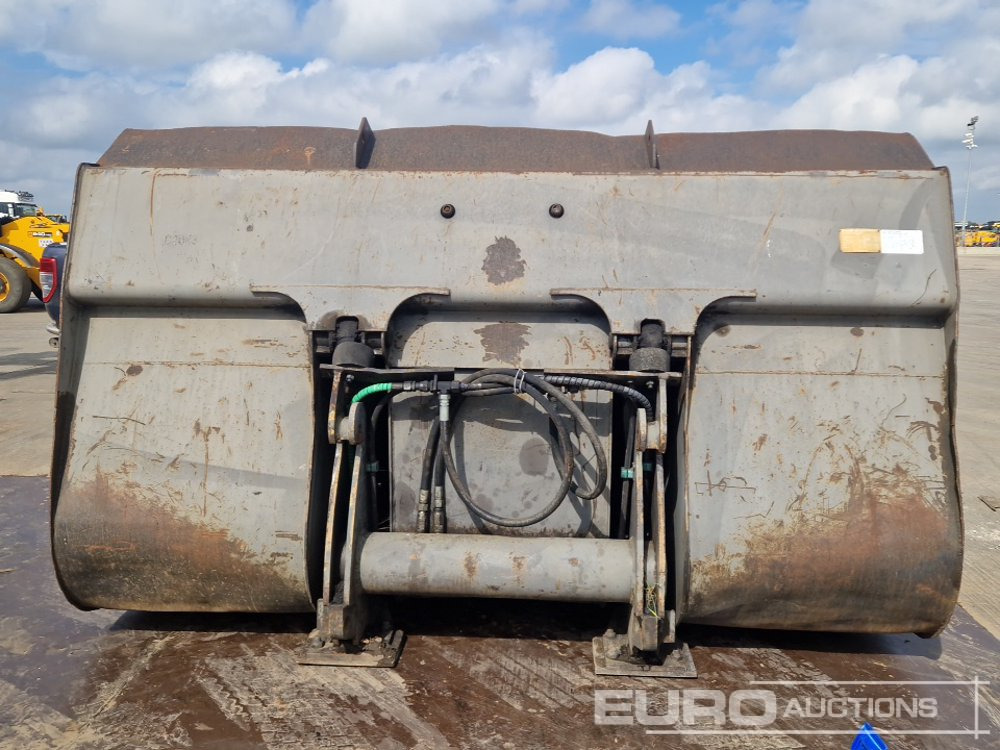 Volvo 118" Hi Tip Bucket to suit Wheeled Loader - Ковш: фото 4 Volvo 118" Hi Tip Bucket to suit Wheeled Loader - Ковш: фото 4