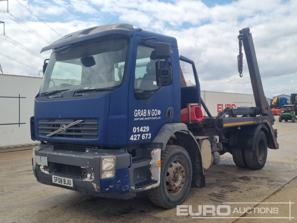 Volvo 4x2 Skip Loader Lorry, Extendable Arms, Manual Gearbox (Reg. Docs. & Plating Certificate Available) - Портальный бункеровоз: фото 1 Volvo 4x2 Skip Loader Lorry, Extendable Arms, Manual Gearbox (Reg. Docs. & Plating Certificate Available) - Портальный бункеровоз: фото 1