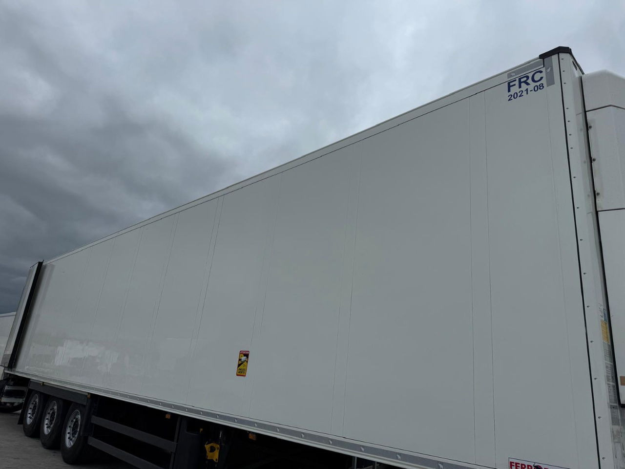 Schmitz Cargobull - Полуприцеп-рефрижератор: фото 2 Schmitz Cargobull - Полуприцеп-рефрижератор: фото 2