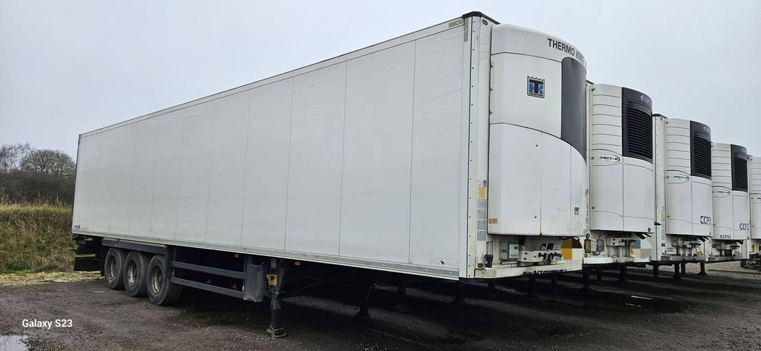 Schmitz Cargobull - Полуприцеп-рефрижератор: фото 1 Schmitz Cargobull - Полуприцеп-рефрижератор: фото 1