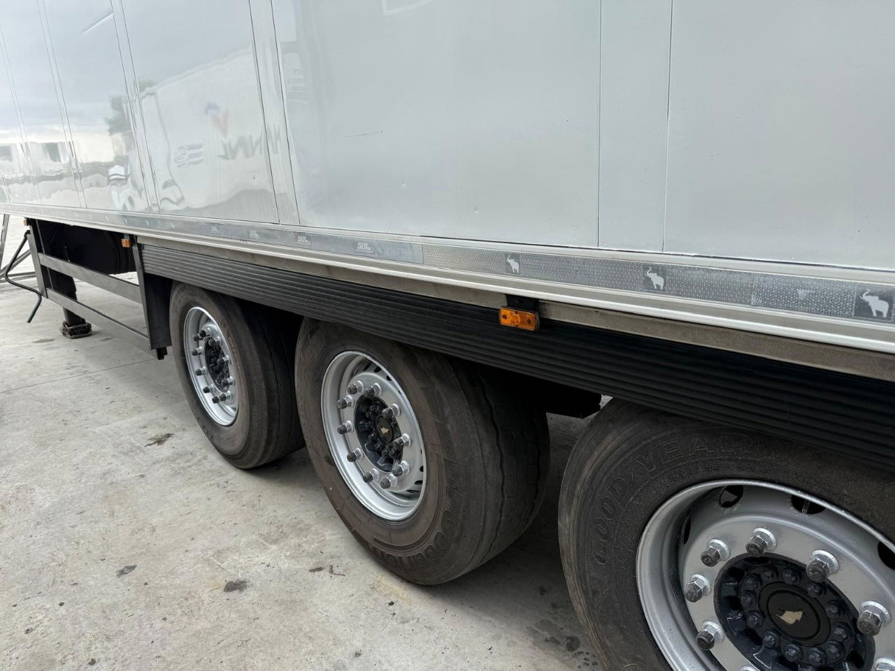 Schmitz Cargobull - Полуприцеп-рефрижератор: фото 5 Schmitz Cargobull - Полуприцеп-рефрижератор: фото 5