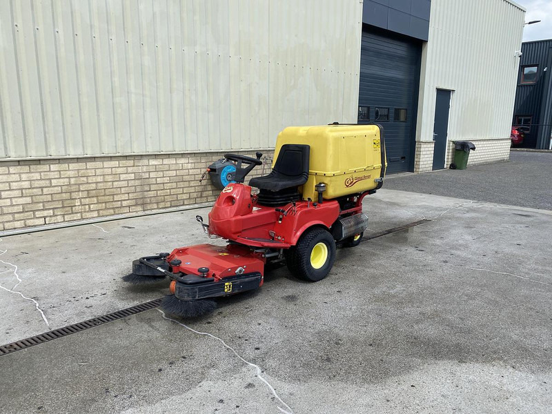 Gianni ferrari PG180, veegmachine - Подметально-уборочная машина: фото 2 Gianni ferrari PG180, veegmachine - Подметально-уборочная машина: фото 2