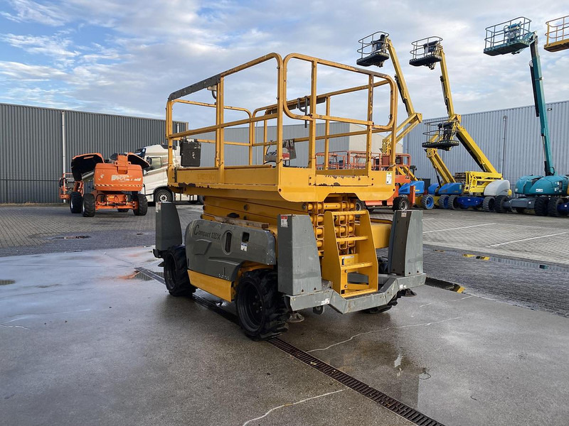 Haulotte Compact 12DX, Schaar hoogwerker, 4X4 Diesel - Подъёмник: фото 3 Haulotte Compact 12DX, Schaar hoogwerker, 4X4 Diesel - Подъёмник: фото 3