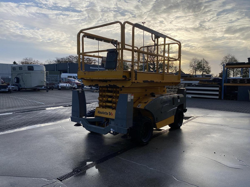 Haulotte Compact 12DX, Schaar hoogwerker, 4X4 Diesel - Подъёмник: фото 5 Haulotte Compact 12DX, Schaar hoogwerker, 4X4 Diesel - Подъёмник: фото 5