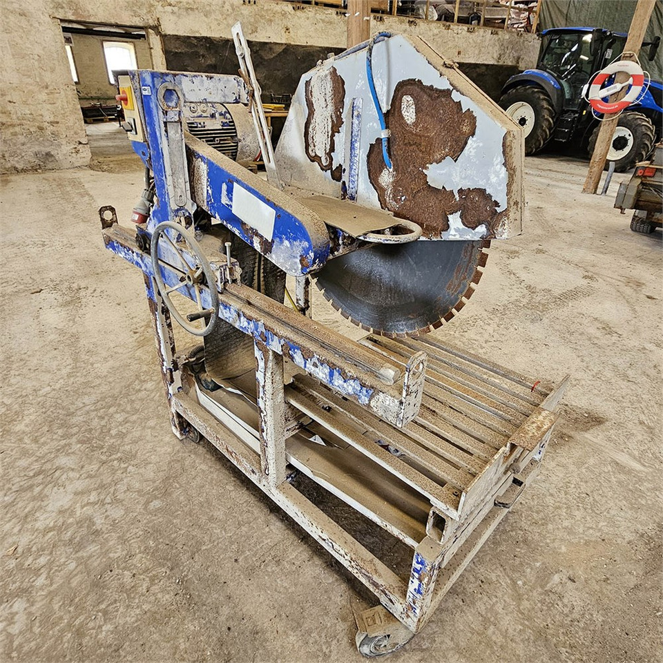 ABC Bourk GmbH k 1090 - Асфальтоукладочная техника: фото 2 ABC Bourk GmbH k 1090 - Асфальтоукладочная техника: фото 2