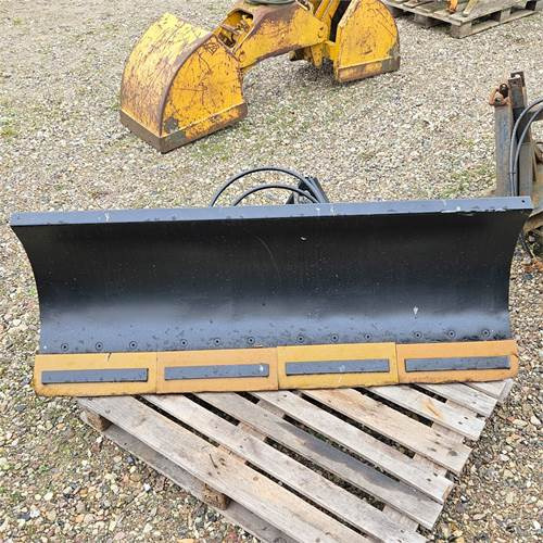 ABC Unknown - Отвал для снега: фото 1 ABC Unknown - Отвал для снега: фото 1