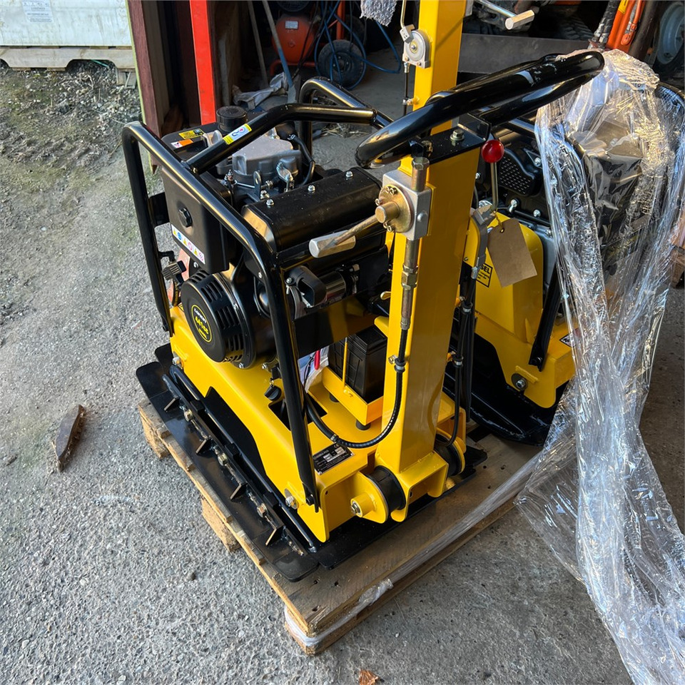 Bernards RT250-1 - Виброплита: фото 3 Bernards RT250-1 - Виброплита: фото 3