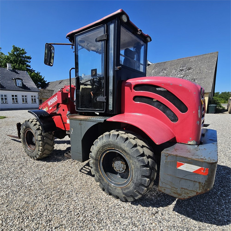 Bernards W2600CT Teleskop - Мини-погрузчик с бортовым поворотом: фото 5 Bernards W2600CT Teleskop - Мини-погрузчик с бортовым поворотом: фото 5