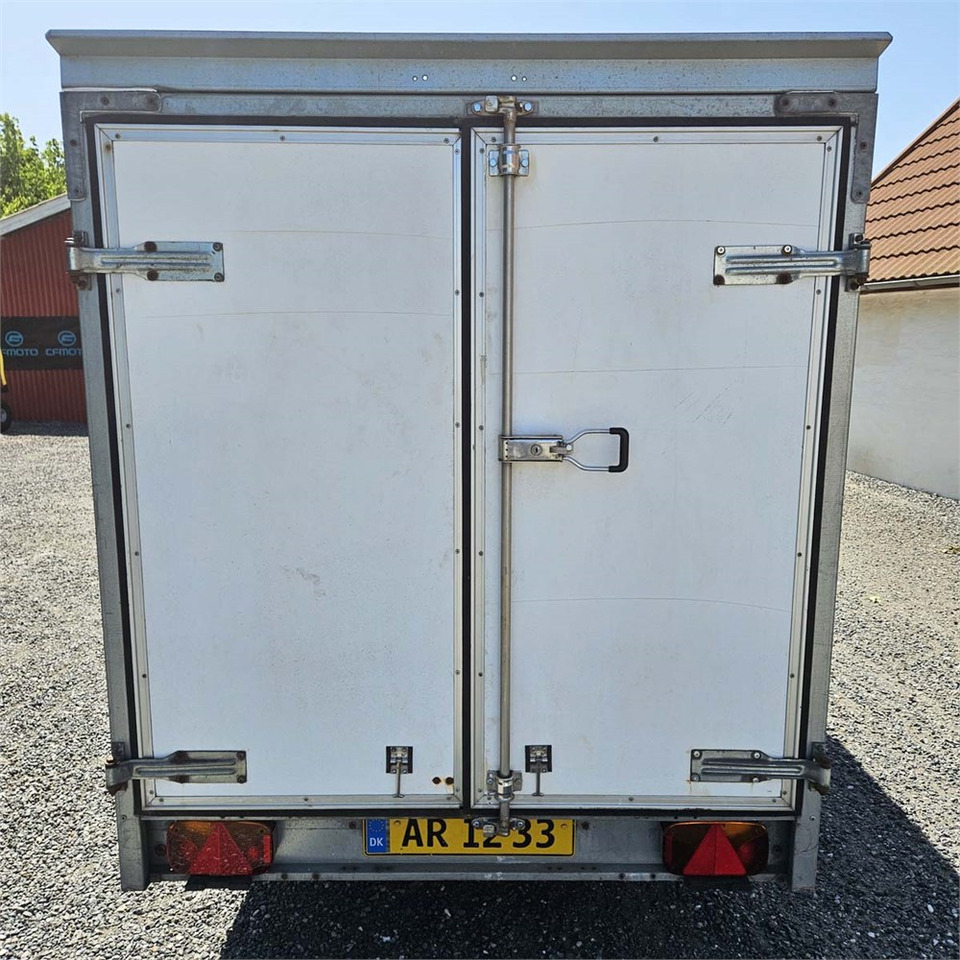 Brenderup Unknown - Прицеп для легкового автомобиля: фото 4 Brenderup Unknown - Прицеп для легкового автомобиля: фото 4