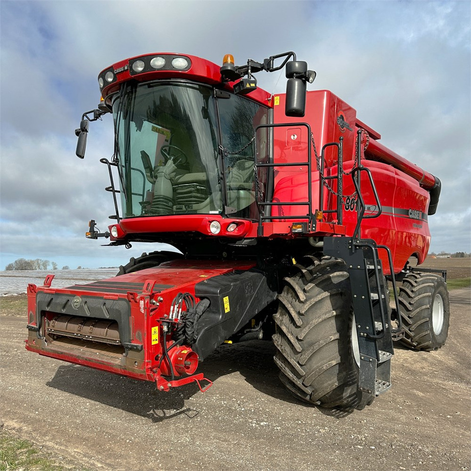 CASE IH 8010 Axial-flow - Комбайн: фото 2 CASE IH 8010 Axial-flow - Комбайн: фото 2