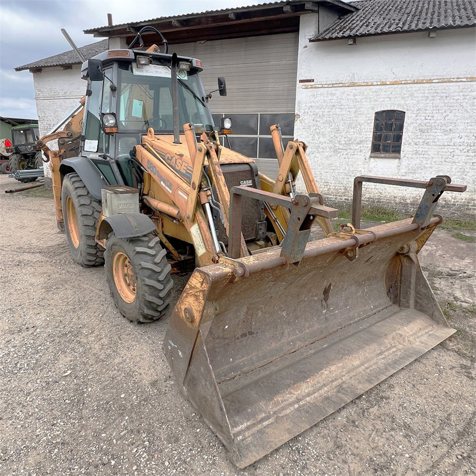 Case 580 Super LE Turbo - Экскаватор-погрузчик: фото 4 Case 580 Super LE Turbo - Экскаватор-погрузчик: фото 4