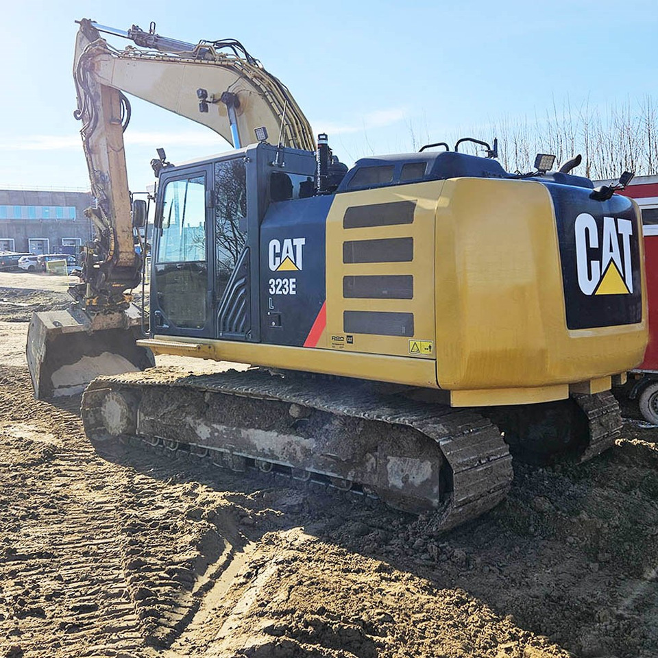 Caterpillar 323 EL - Гусеничный экскаватор: фото 2 Caterpillar 323 EL - Гусеничный экскаватор: фото 2