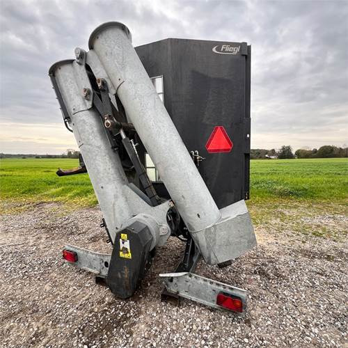 Fliegl ULS 400/500 - Инвентарь для животноводства: фото 3 Fliegl ULS 400/500 - Инвентарь для животноводства: фото 3