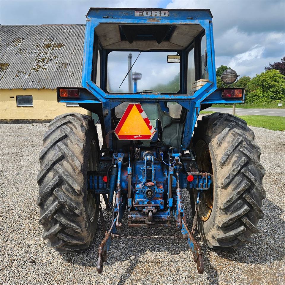 Ford 7000 - Трактор: фото 4 Ford 7000 - Трактор: фото 4