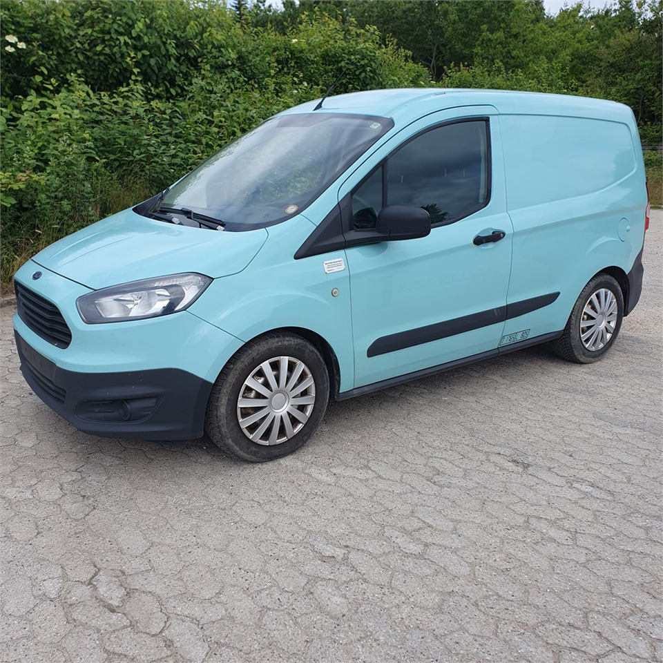 Ford Transit Courier - Легковой фургон: фото 1 Ford Transit Courier - Легковой фургон: фото 1