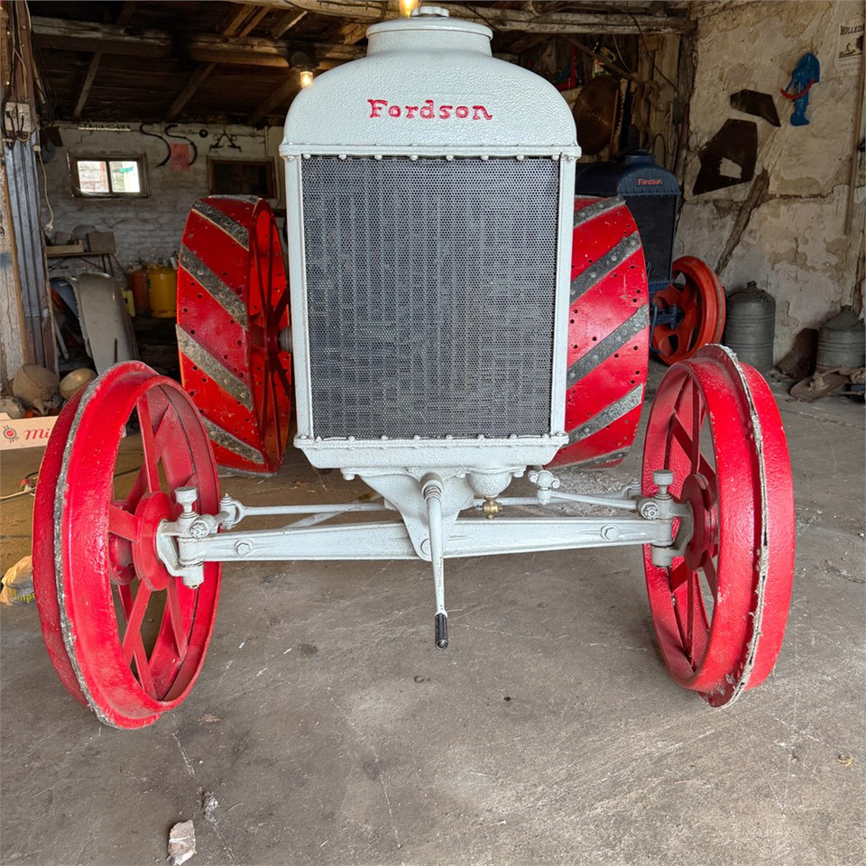 Fordson F - Трактор: фото 3 Fordson F - Трактор: фото 3