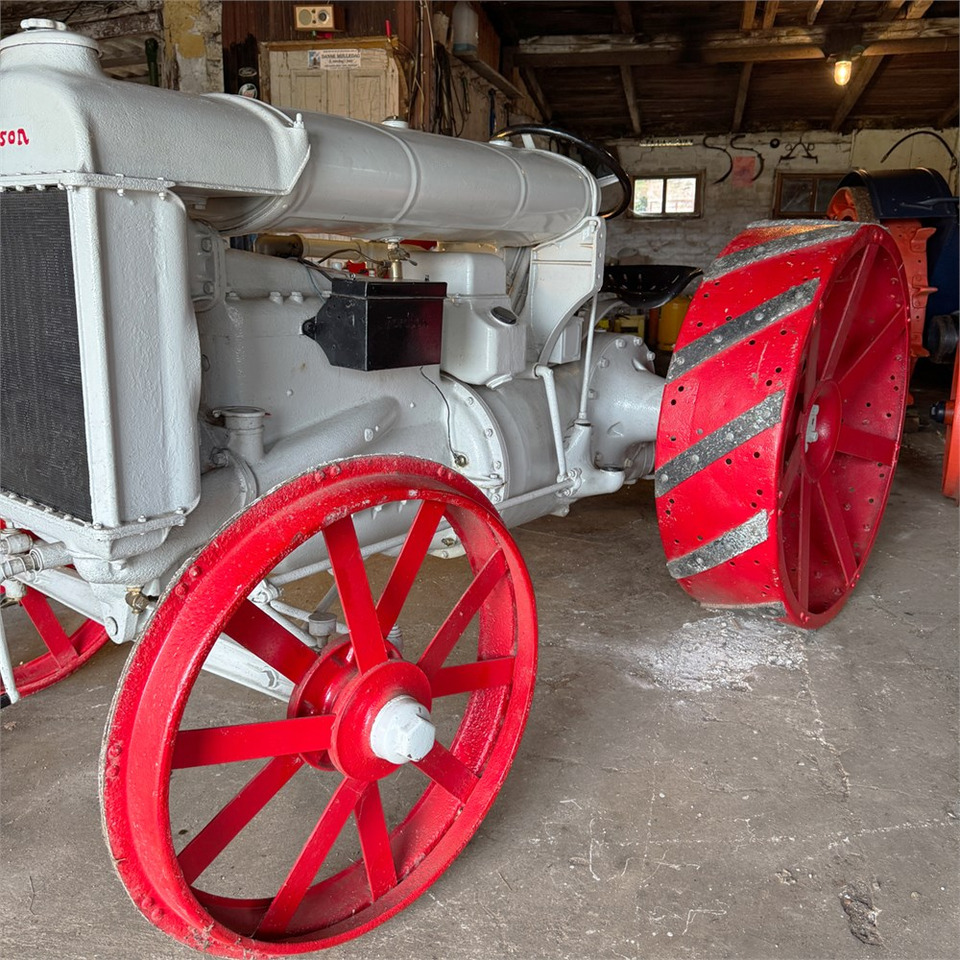 Fordson F - Трактор: фото 5 Fordson F - Трактор: фото 5