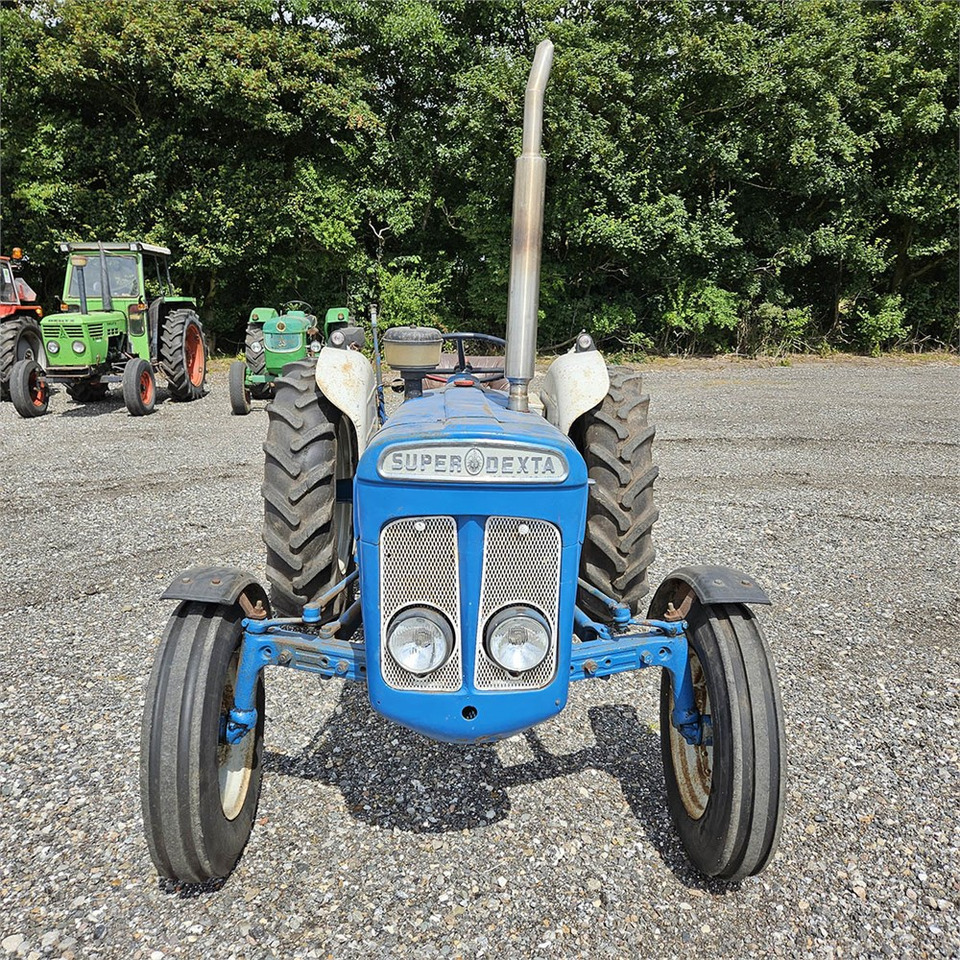 Fordson Super Dexta - Трактор: фото 3 Fordson Super Dexta - Трактор: фото 3
