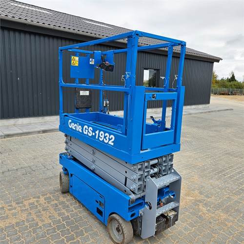 Genie GS-1932 - Ножничный подъемник: фото 2 Genie GS-1932 - Ножничный подъемник: фото 2