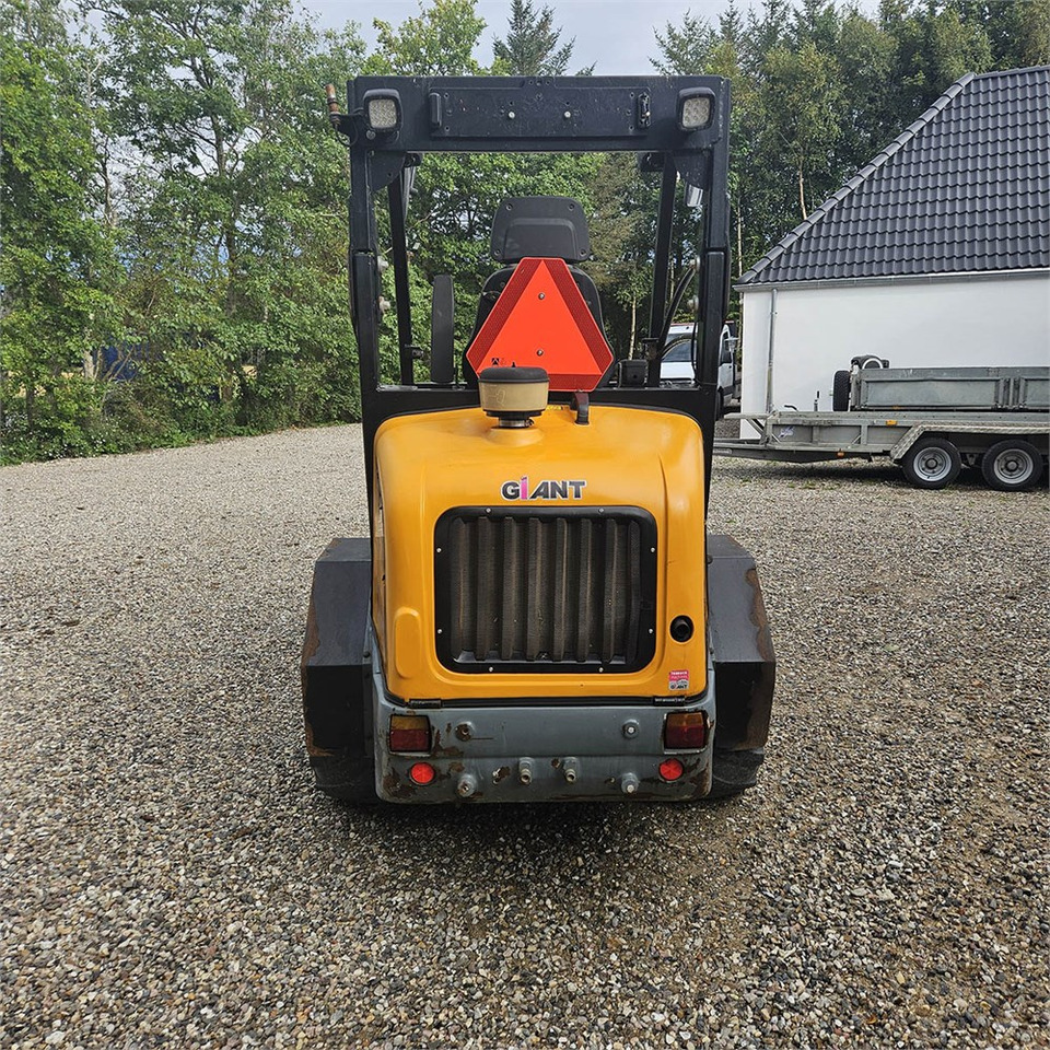 Giant V452T X-TRA HD - Колёсный погрузчик: фото 5 Giant V452T X-TRA HD - Колёсный погрузчик: фото 5